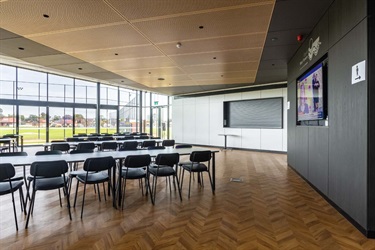 Main Hall 10