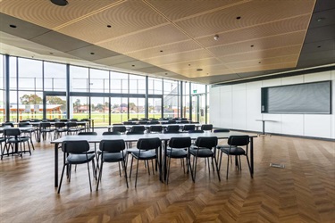 Main Hall 11