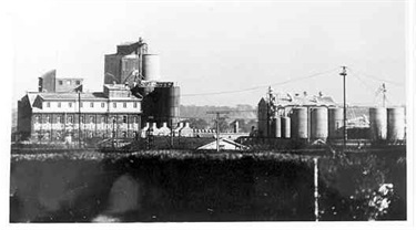 Charlicks Flour Mill circa 1970