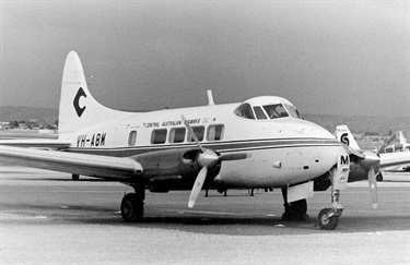 Central Australian Airways circa 1970 de Havilland Dove