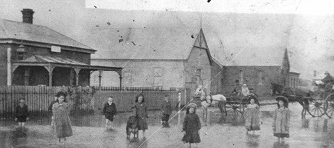 eficaz aceleración Punto de exclamación Local History Resources City of West Torrens