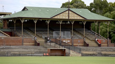 Thebarton Oval 2020