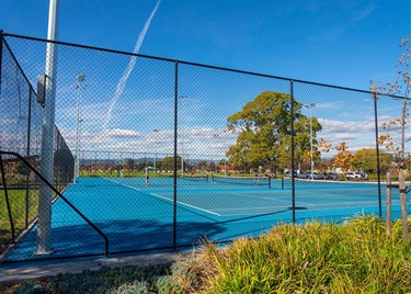 Weigall Oval courts 2