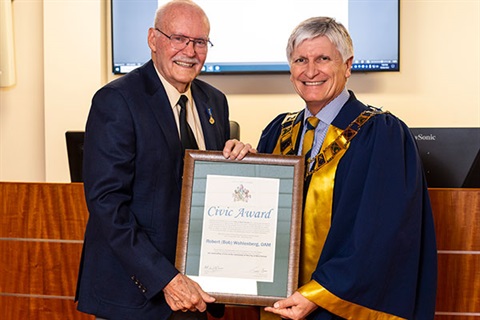 Civic-Award-Bob-Wohlenberg-OAM.jpg