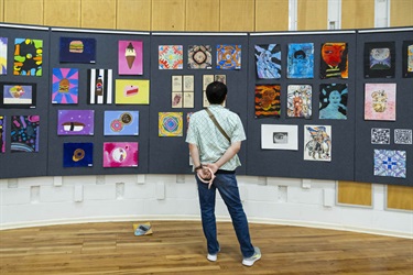 Student art exhibition at Music and Markets