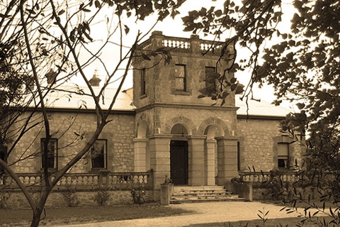 Weetunga sepia 600x400px.jpg