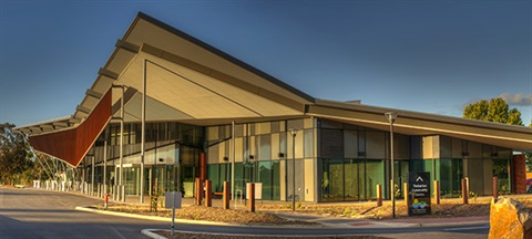 Thebarton_Community_Centre_in_western_sunshine.jpg